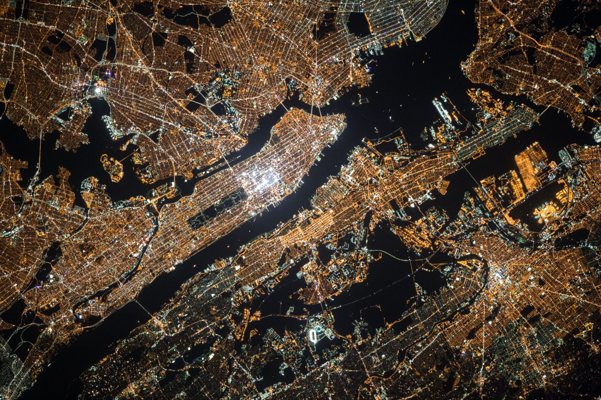 Map Projecter What is a Map Projection? • MGISS